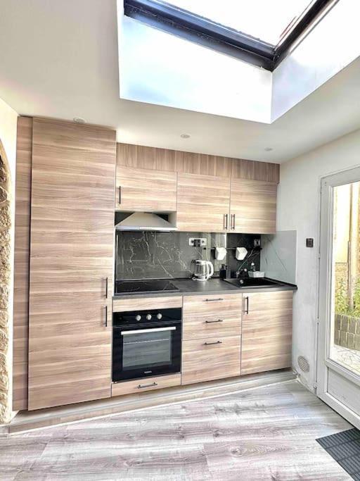 Une Belle Maison Avec 2 Chambre Croix Luaran gambar